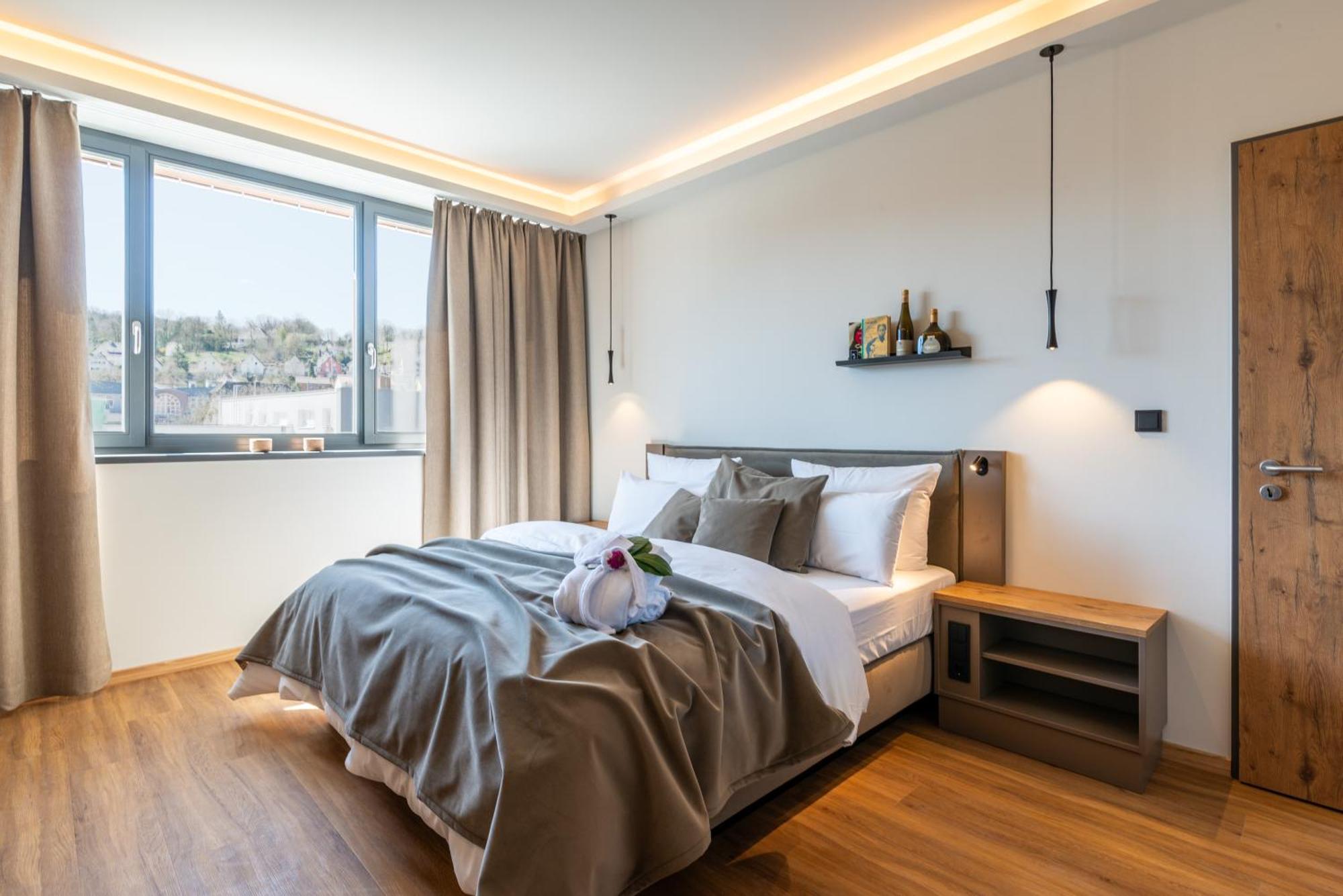 Hotel Meintz Ochsenfurt Bagian luar foto