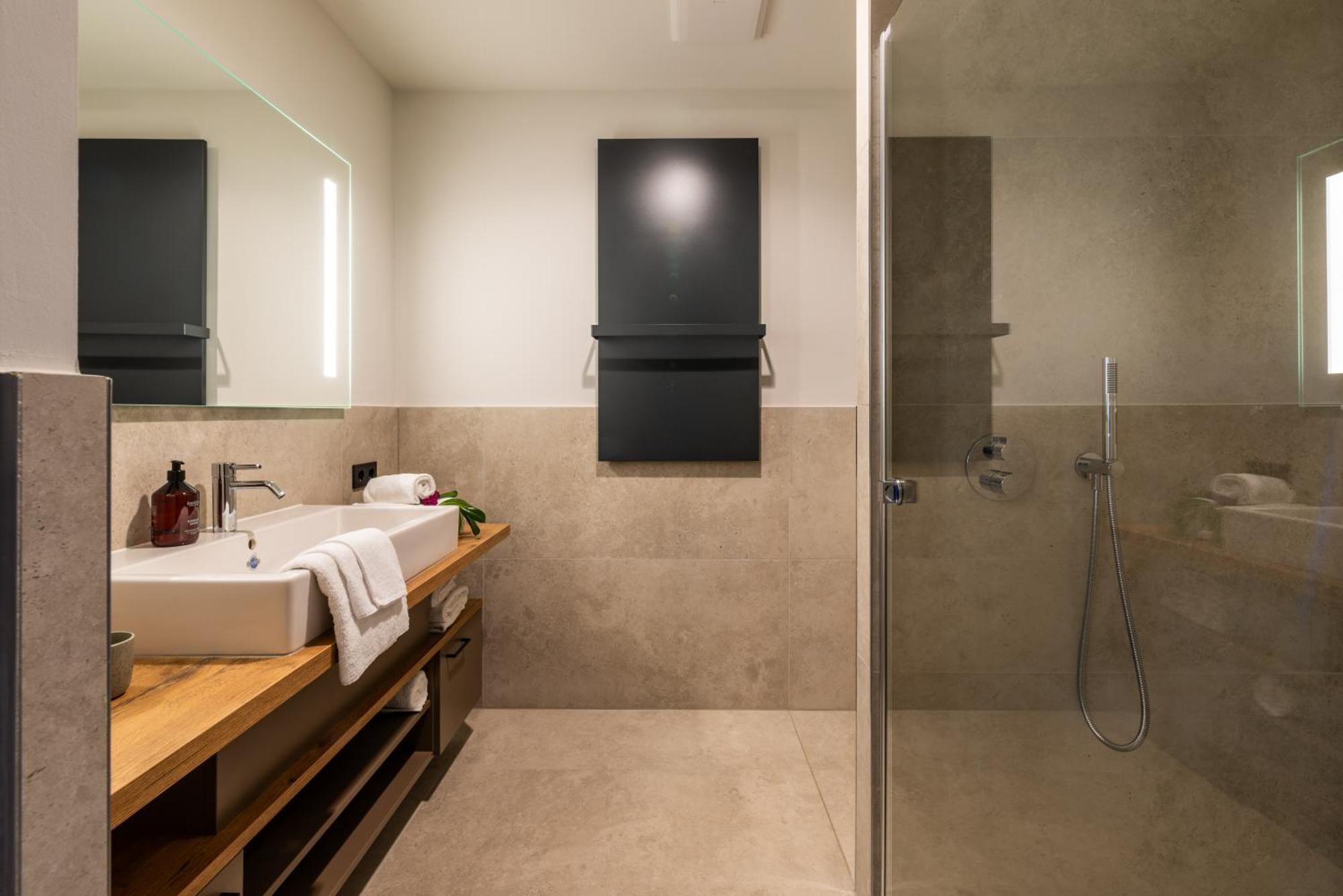 Hotel Meintz Ochsenfurt Bagian luar foto