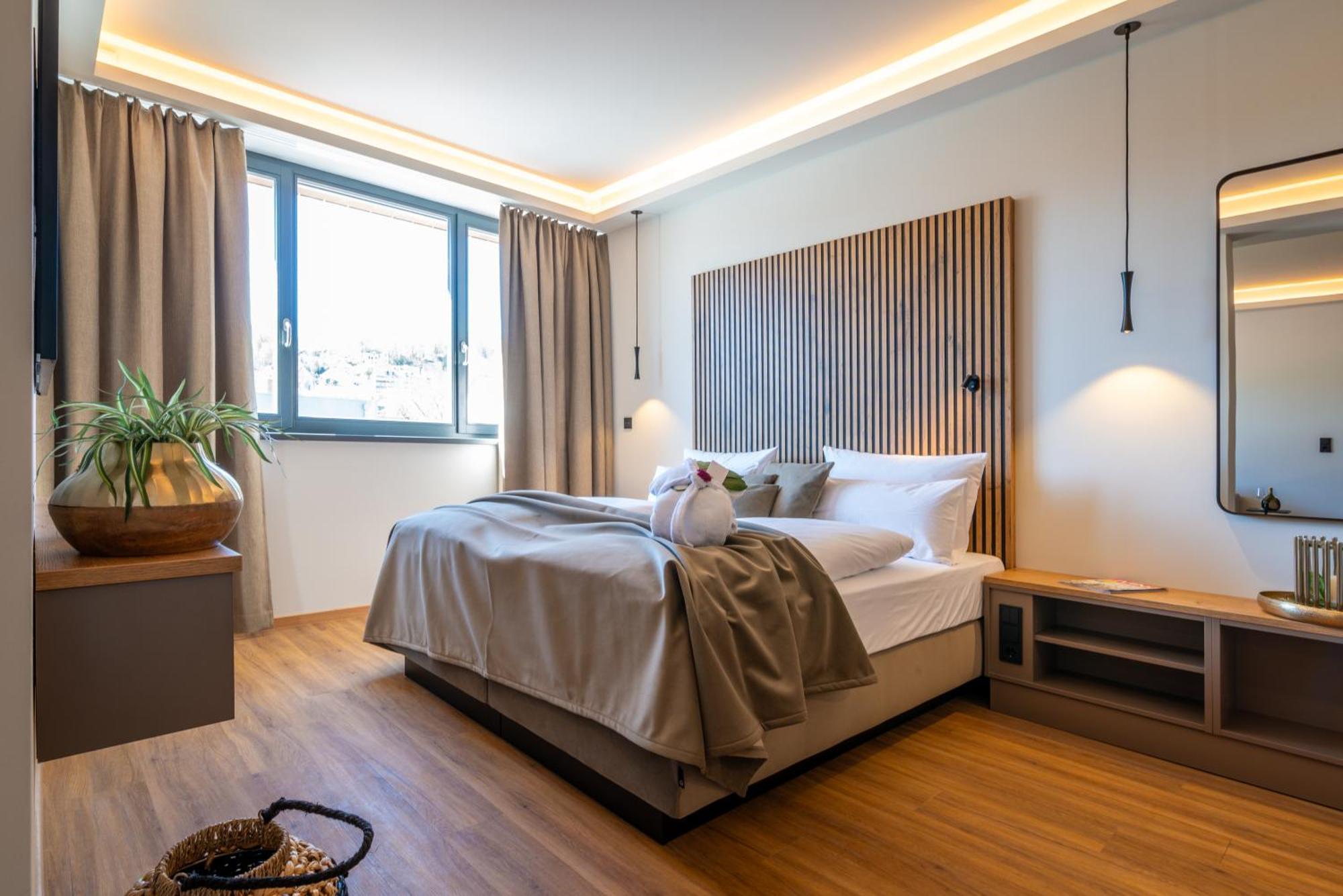 Hotel Meintz Ochsenfurt Bagian luar foto